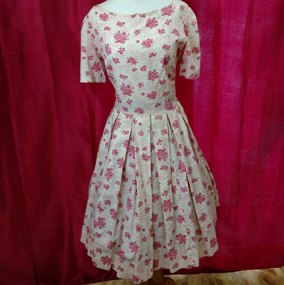 Beautiful 1940's-50's novelty print dress - Picture 5 of 8